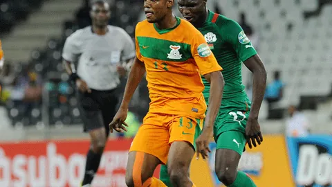 利物浦与切尔西竞逐19岁新星赫伊森，皇马亦卷入争夺战